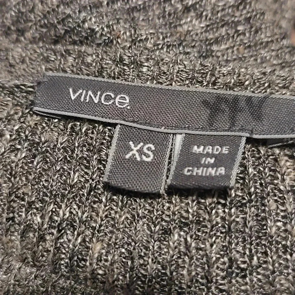 Vince Women's Charcoal Gray Lightweight Long Sleeve Sweater - Picture 3 of 4